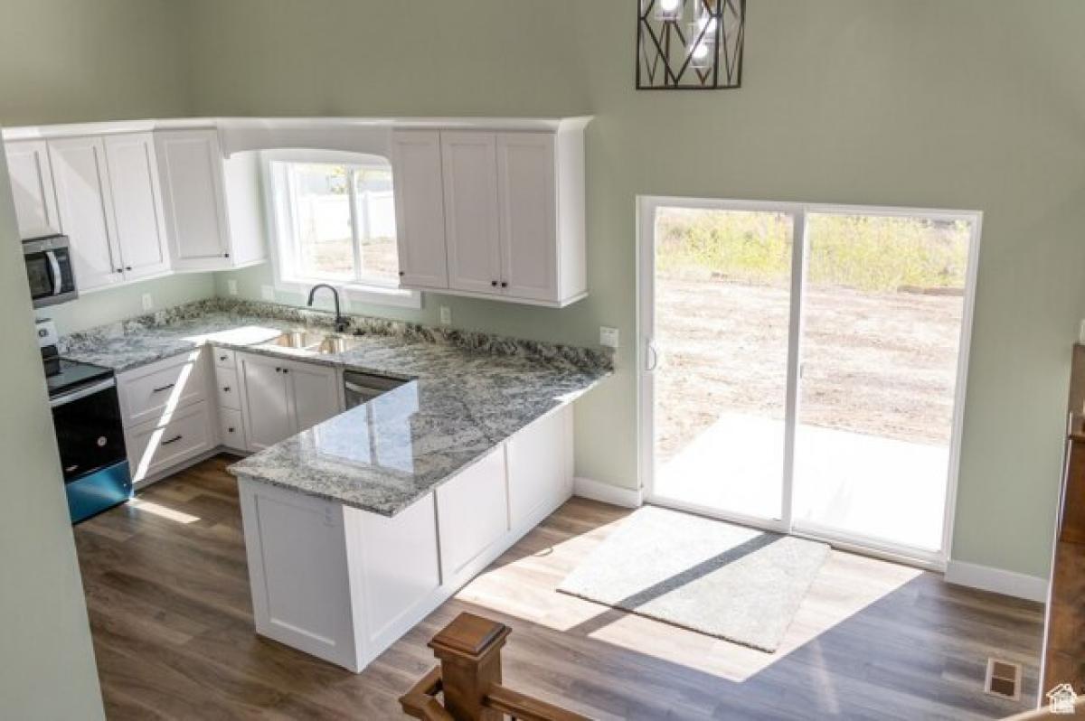 Picture of Home For Sale in Vernal, Utah, United States