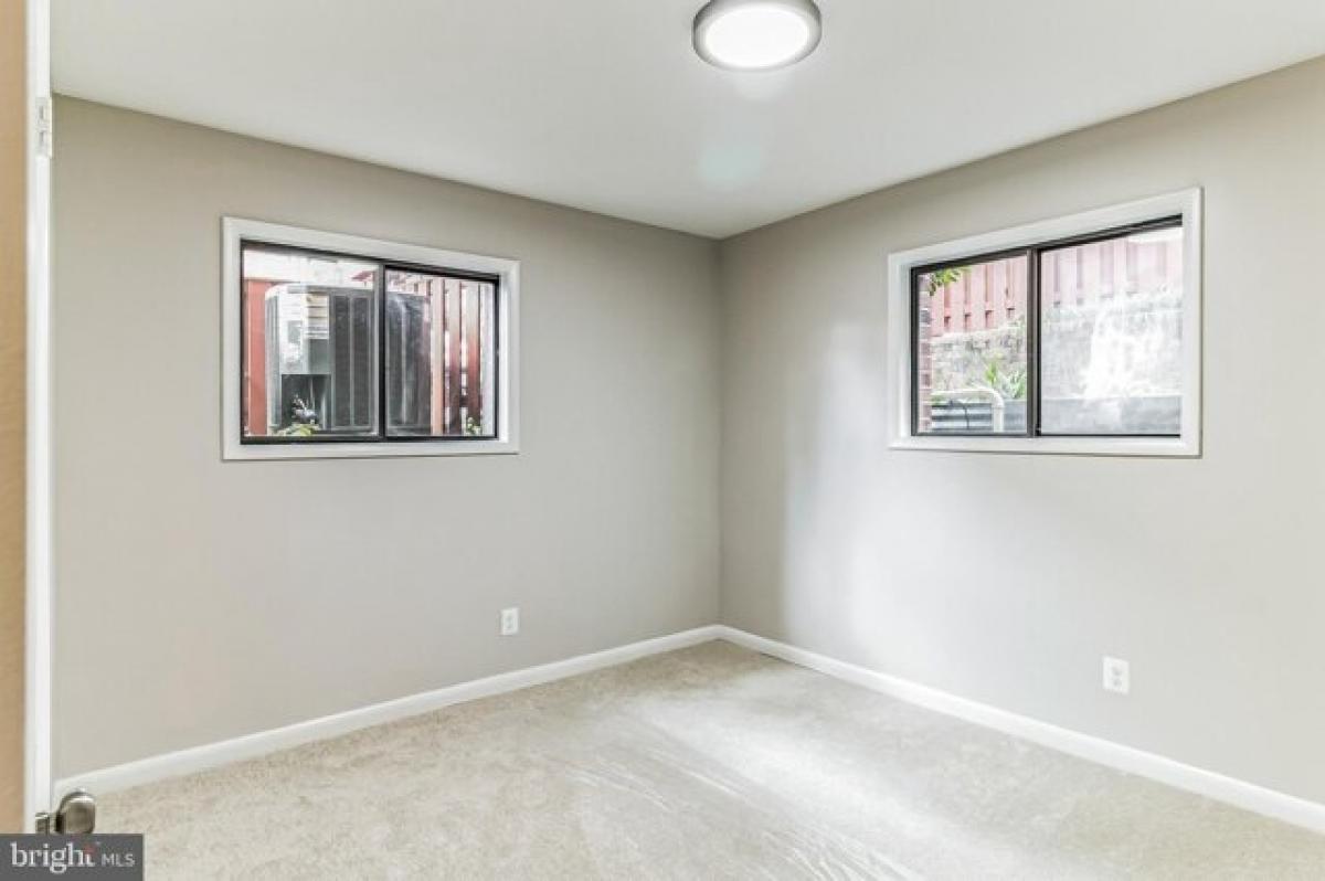 Picture of Home For Sale in Alexandria, Virginia, United States