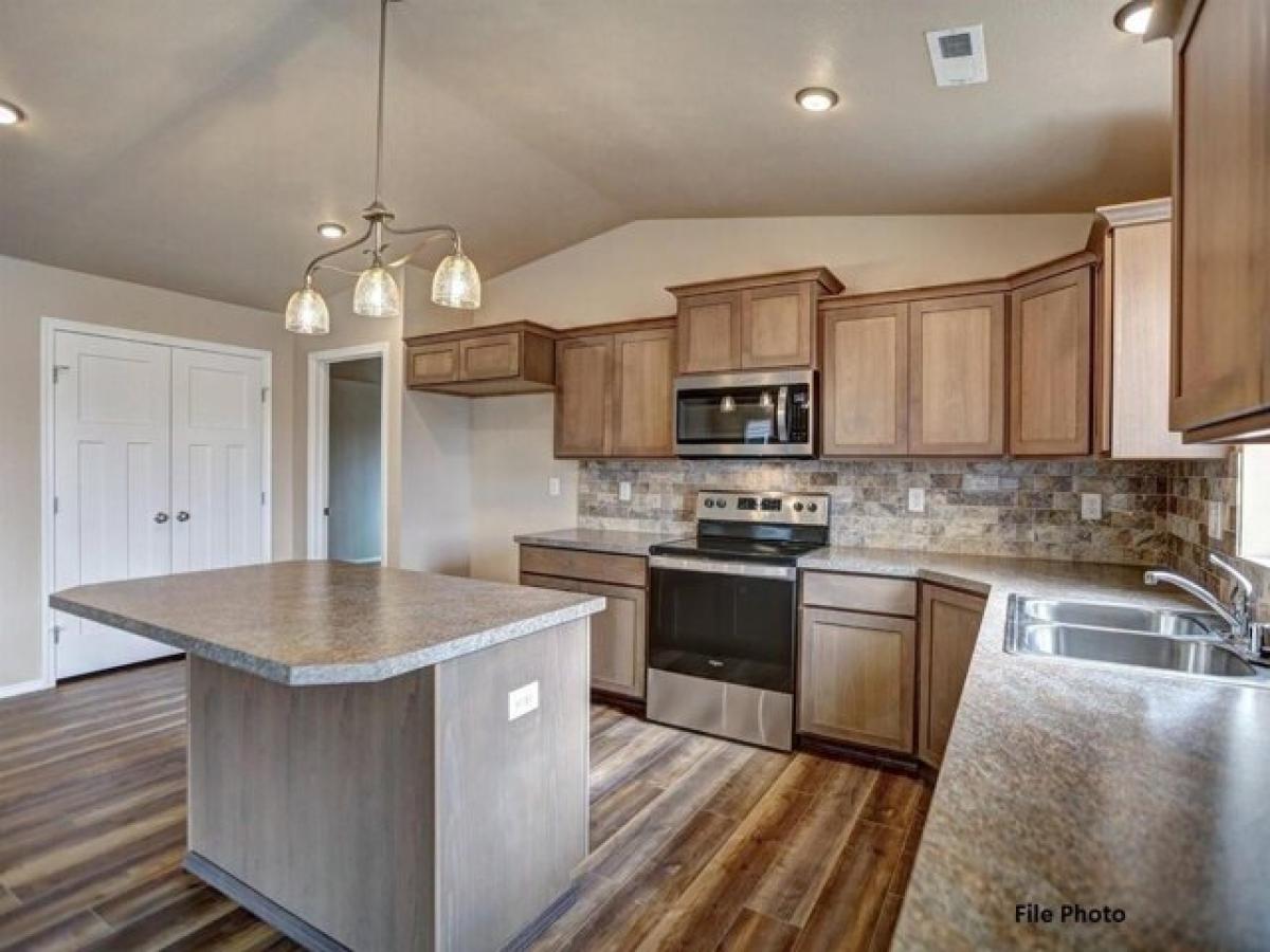 Picture of Home For Sale in Spokane Valley, Washington, United States