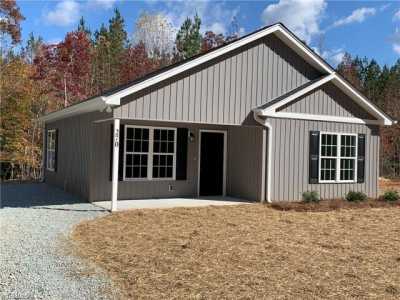 Home For Sale in Lexington, North Carolina