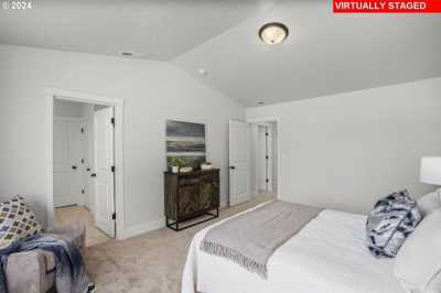 Home For Sale in Hillsboro, Oregon