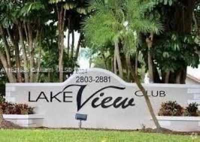 Home For Rent in Oakland Park, Florida