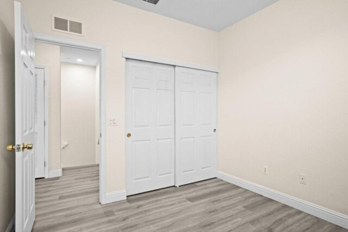 Picture of Home For Sale in Elk Grove, California, United States