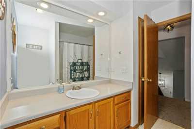 Home For Sale in Urbandale, Iowa