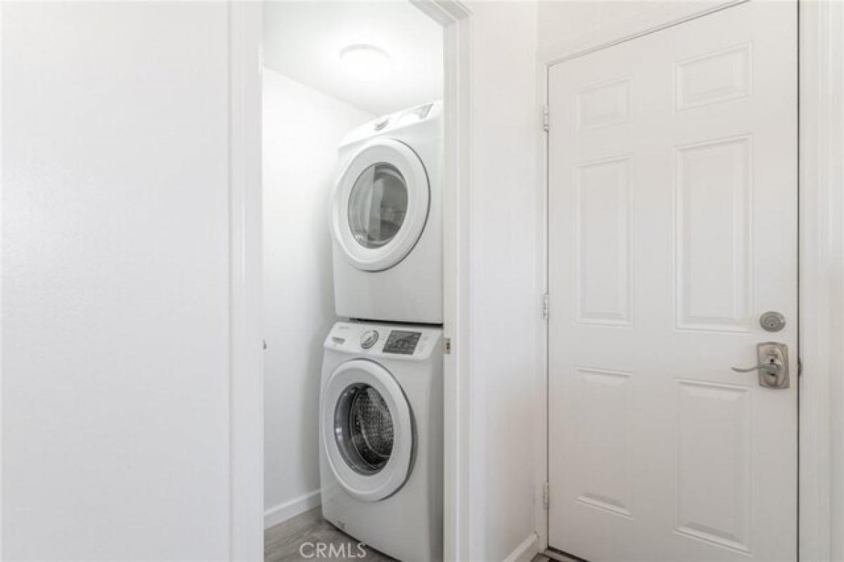 Picture of Home For Sale in Twentynine Palms, California, United States