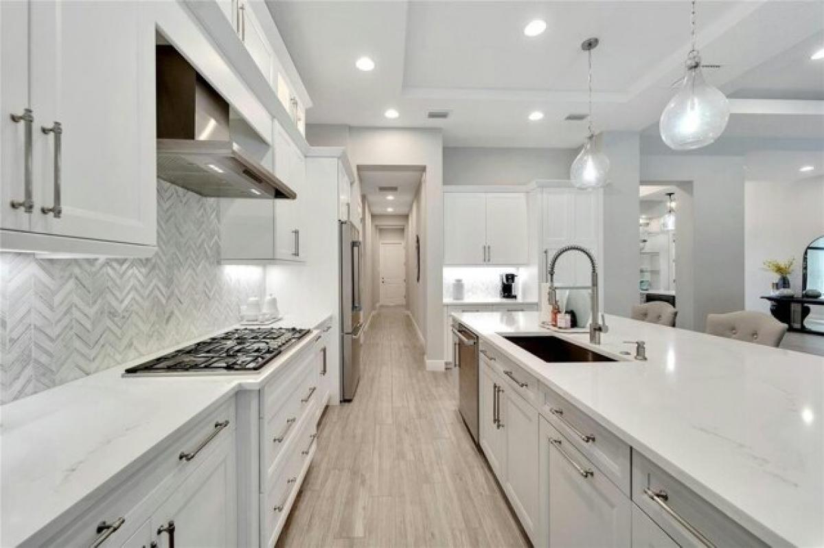 Picture of Home For Sale in Lithia, Florida, United States