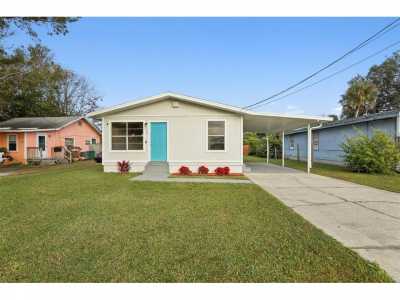 Home For Sale in Holly Hill, Florida