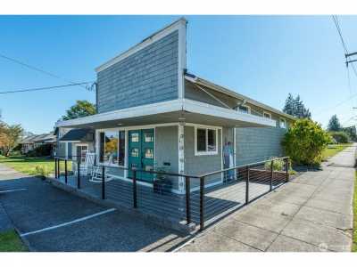 Home For Sale in Anacortes, Washington