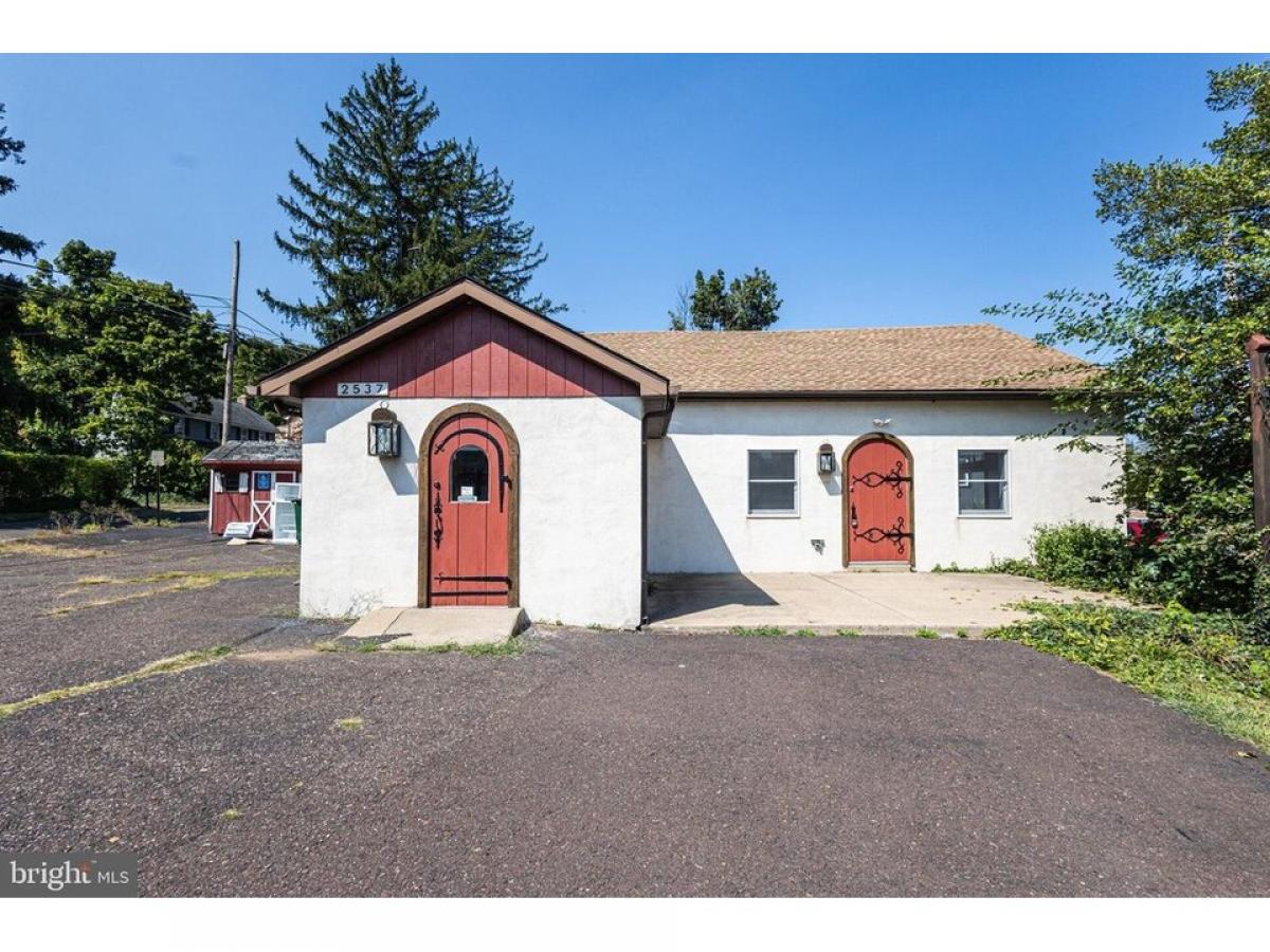 Picture of Home For Sale in Buckingham, Pennsylvania, United States