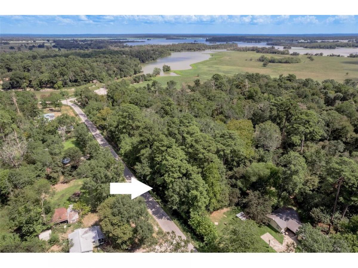 Picture of Residential Land For Rent in Huntsville, Texas, United States