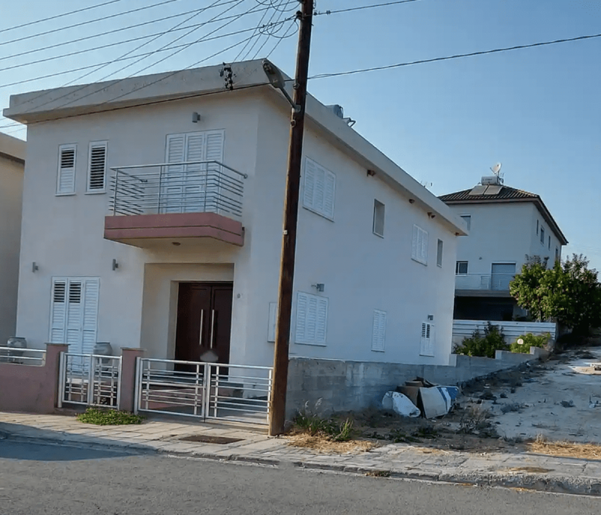 Picture of Home For Sale in Kolossi, Limassol, Cyprus