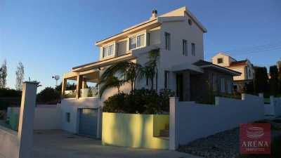 Villa For Sale in Paralimni, Cyprus
