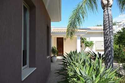 Villa For Sale in Mesa Chorio, Cyprus