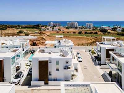 Home For Sale in Paralimni, Cyprus