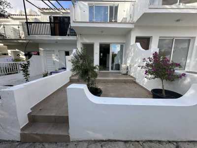 Apartment For Sale in Tombs Of The Kings, Cyprus