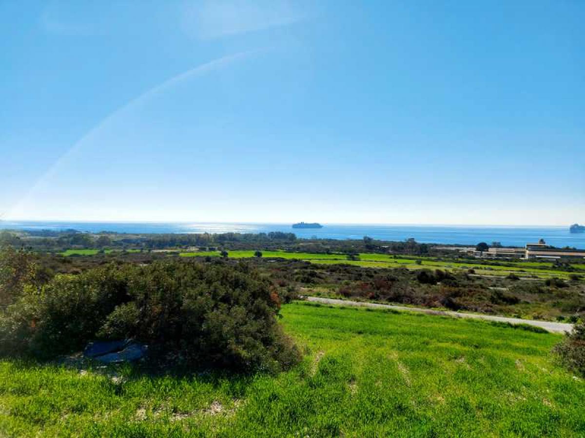 Picture of Residential Land For Sale in Pyrgos Lemesou, Limassol, Cyprus
