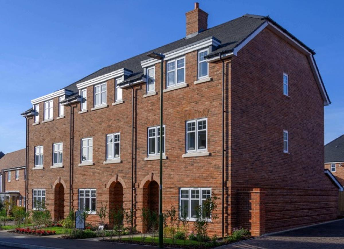 Picture of Home For Sale in South Water, West Sussex, United Kingdom