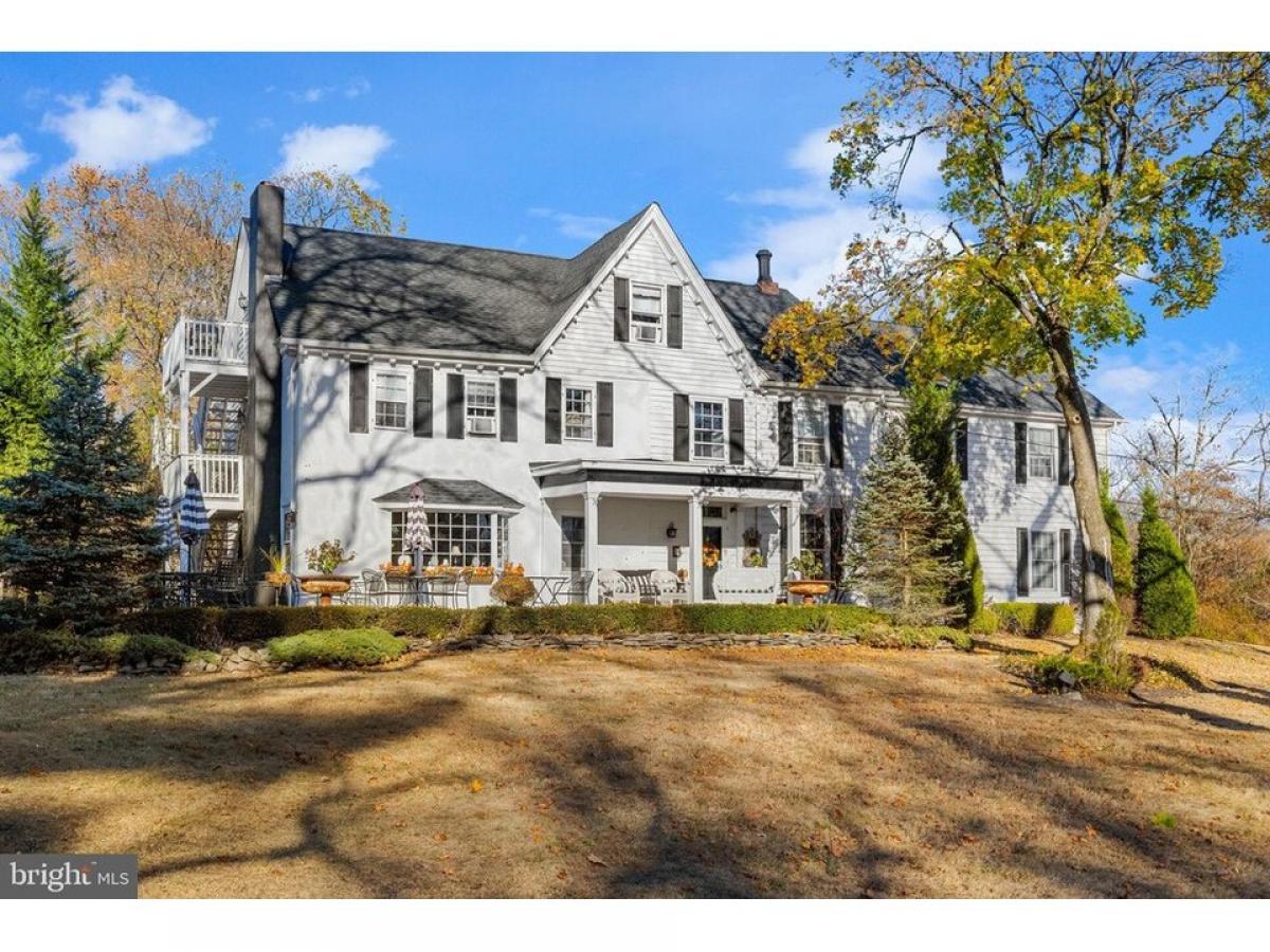 Picture of Home For Sale in New Hope, Pennsylvania, United States