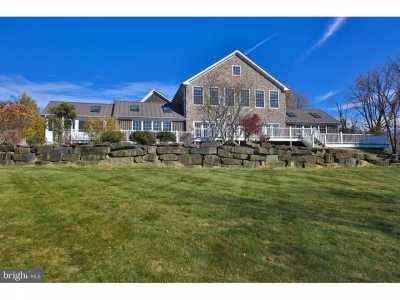 Home For Sale in Chalfont, Pennsylvania