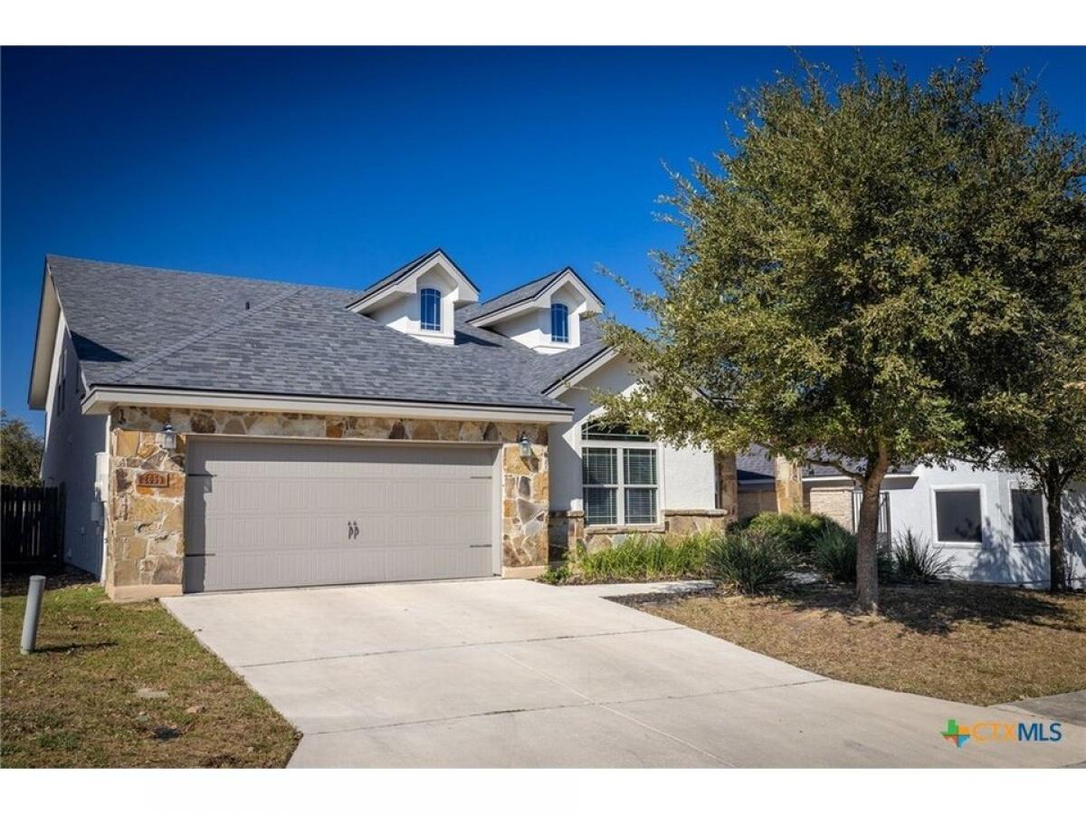 Picture of Home For Sale in New Braunfels, Texas, United States