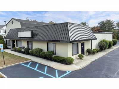 Home For Sale in Northfield, New Jersey