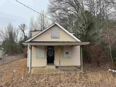 Home For Sale in Egg Harbor City, New Jersey