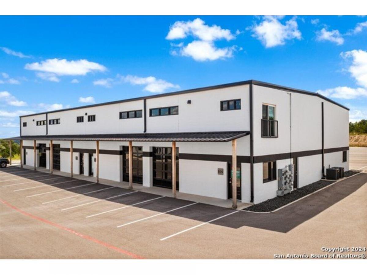 Picture of Home For Sale in Boerne, Texas, United States