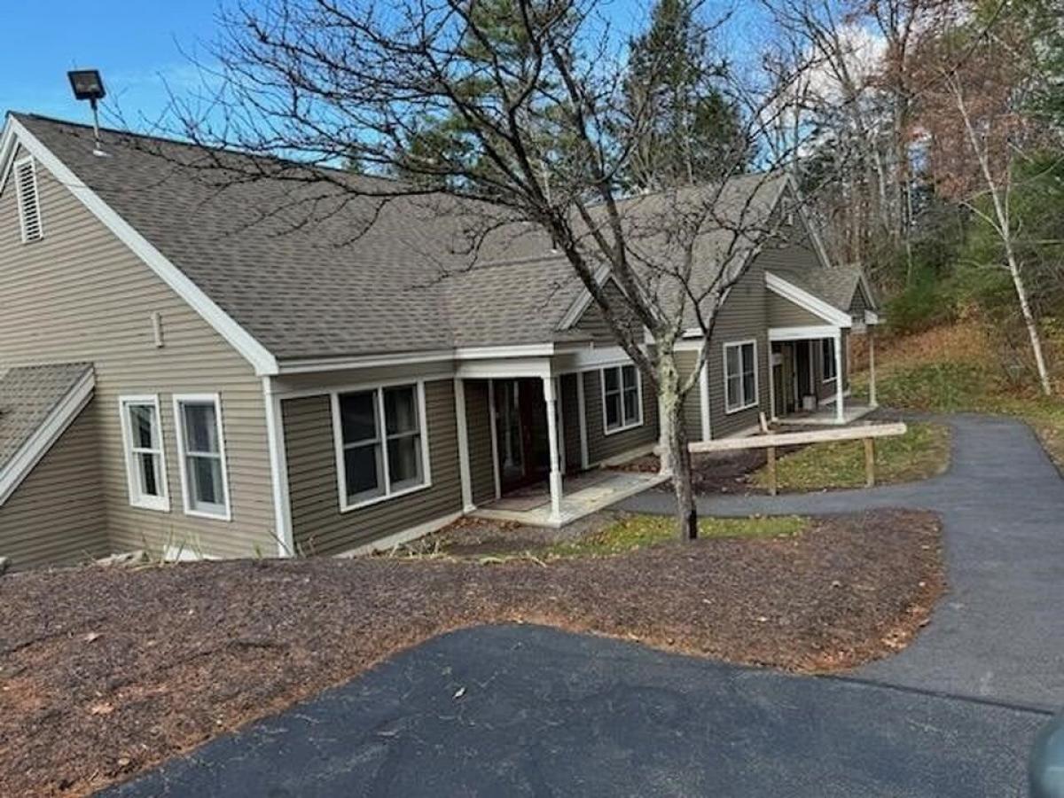 Picture of Home For Sale in Gilford, New Hampshire, United States