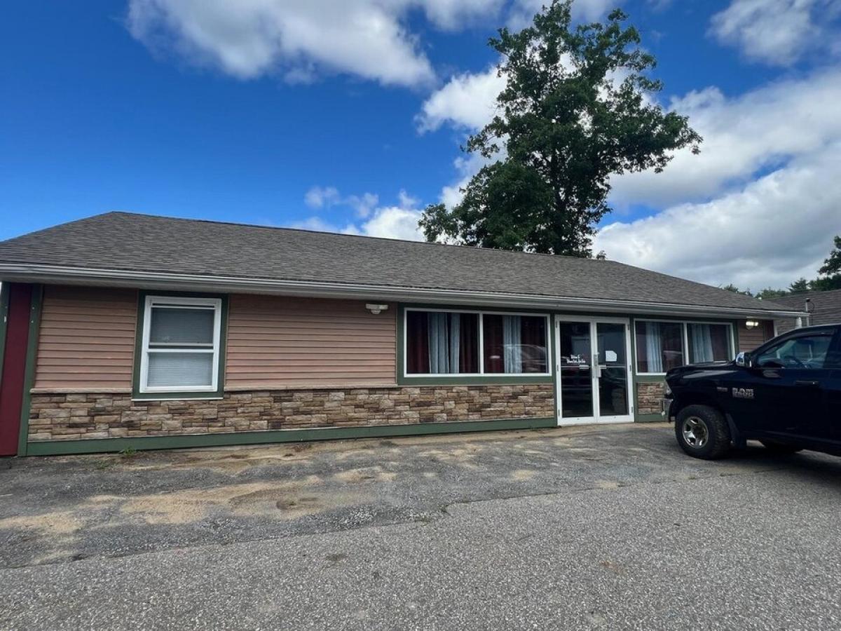 Picture of Home For Rent in Tilton, New Hampshire, United States