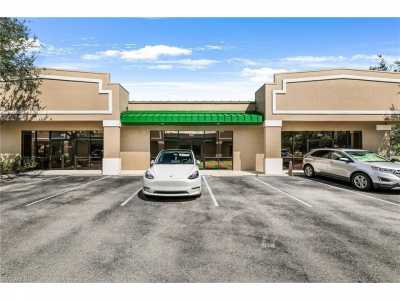 Home For Sale in Fort Myers, Florida