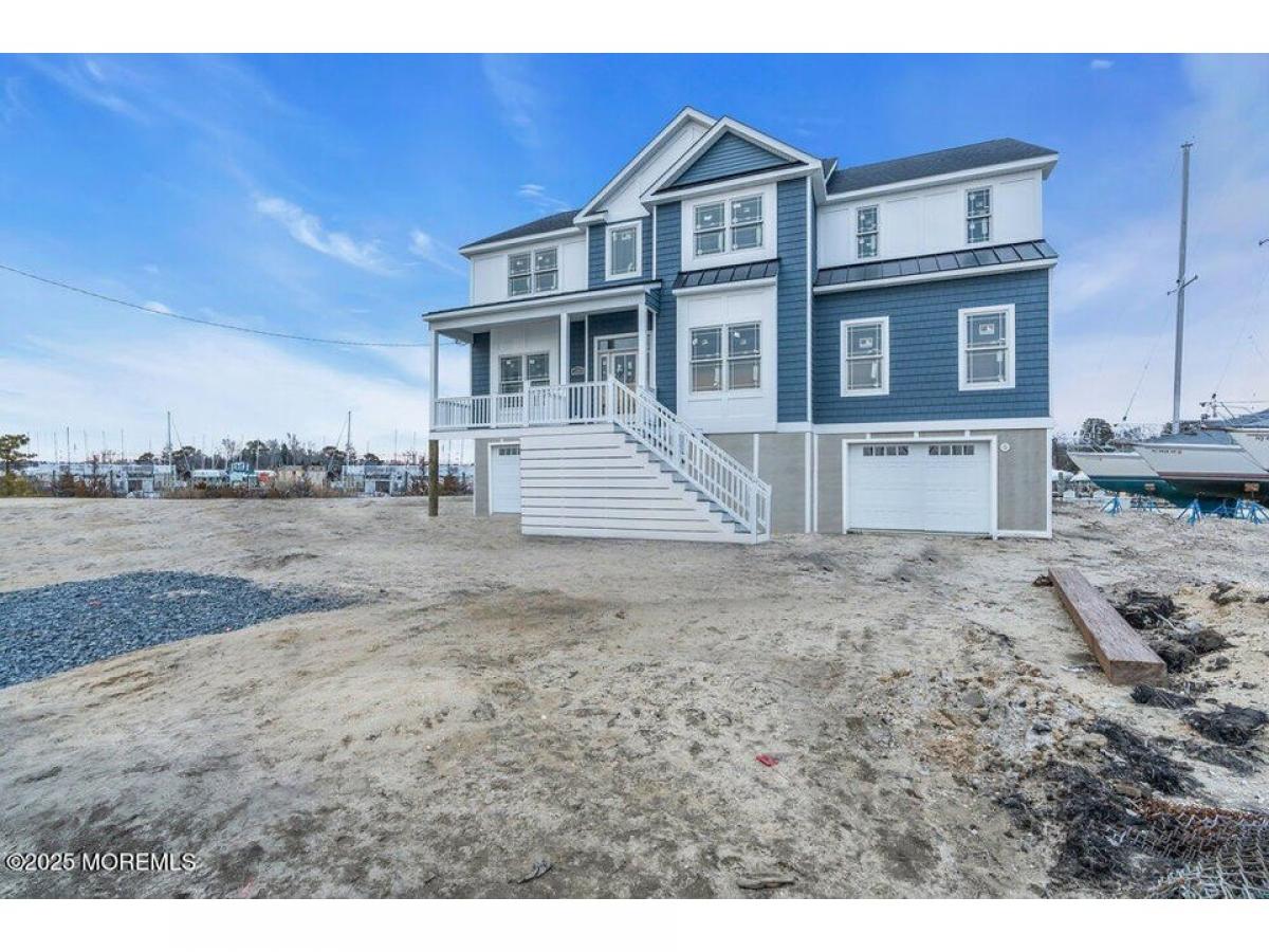 Picture of Home For Sale in Forked River, New Jersey, United States