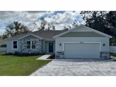 Home For Sale in Dade City, Florida