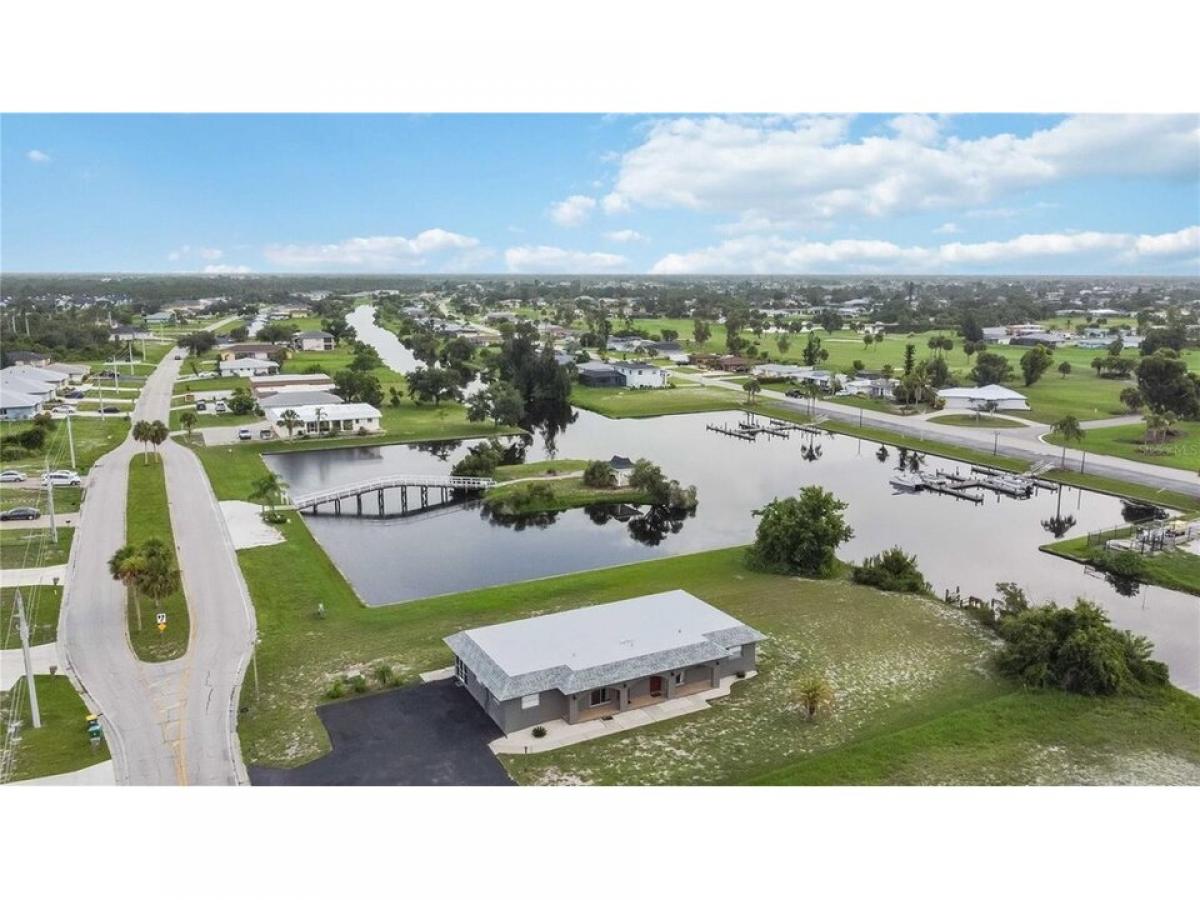 Picture of Home For Sale in Rotonda West, Florida, United States