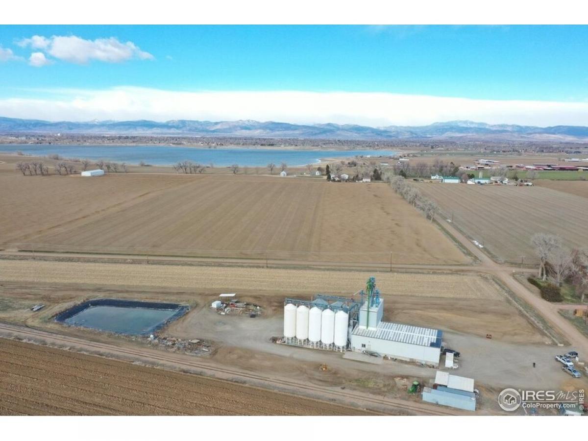 Picture of Home For Sale in Longmont, Colorado, United States