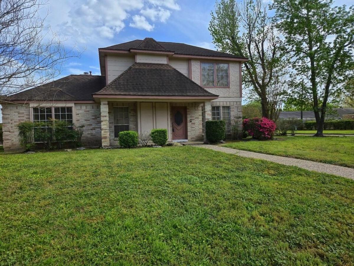 Picture of Home For Sale in Spring, Texas, United States