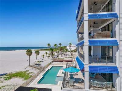 Home For Sale in Fort Myers Beach, Florida