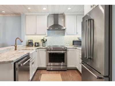 Home For Sale in Kiawah Island, South Carolina