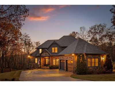 Home For Sale in Rising Fawn, Georgia