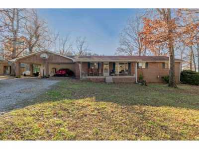 Home For Sale in Rising Fawn, Georgia