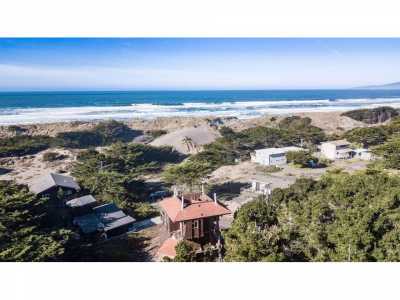 Home For Sale in Bodega Bay, California