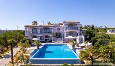 Villa For Sale in 