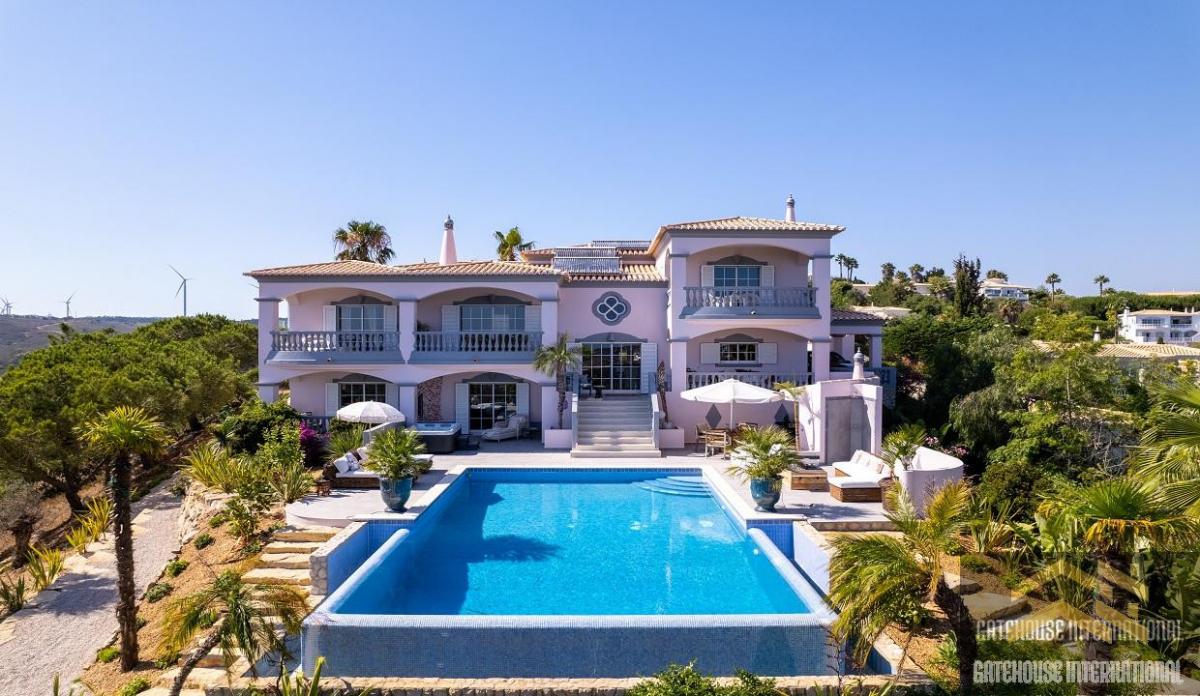 Picture of Villa For Sale in Budens, Faro, Portugal