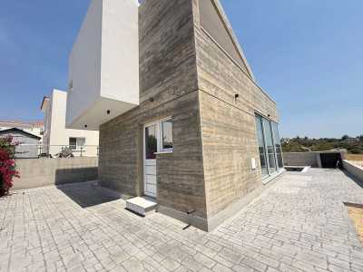 Villa For Sale in Tala, Cyprus