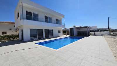 Villa For Sale in Sea Caves, Cyprus