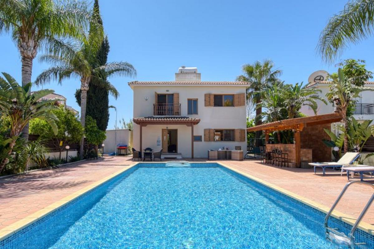 Picture of Villa For Sale in Pernera, Famagusta, Cyprus