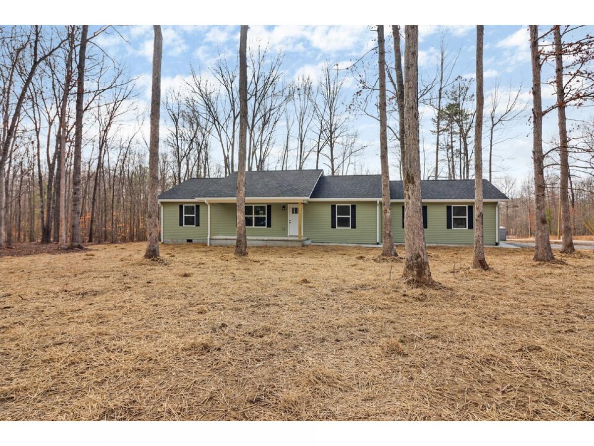 Picture of Home For Sale in Grimsley, Tennessee, United States