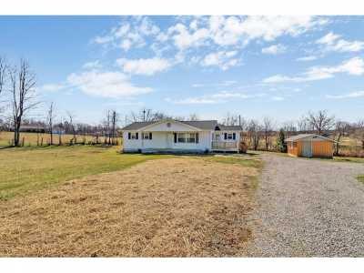 Home For Sale in Grimsley, Tennessee