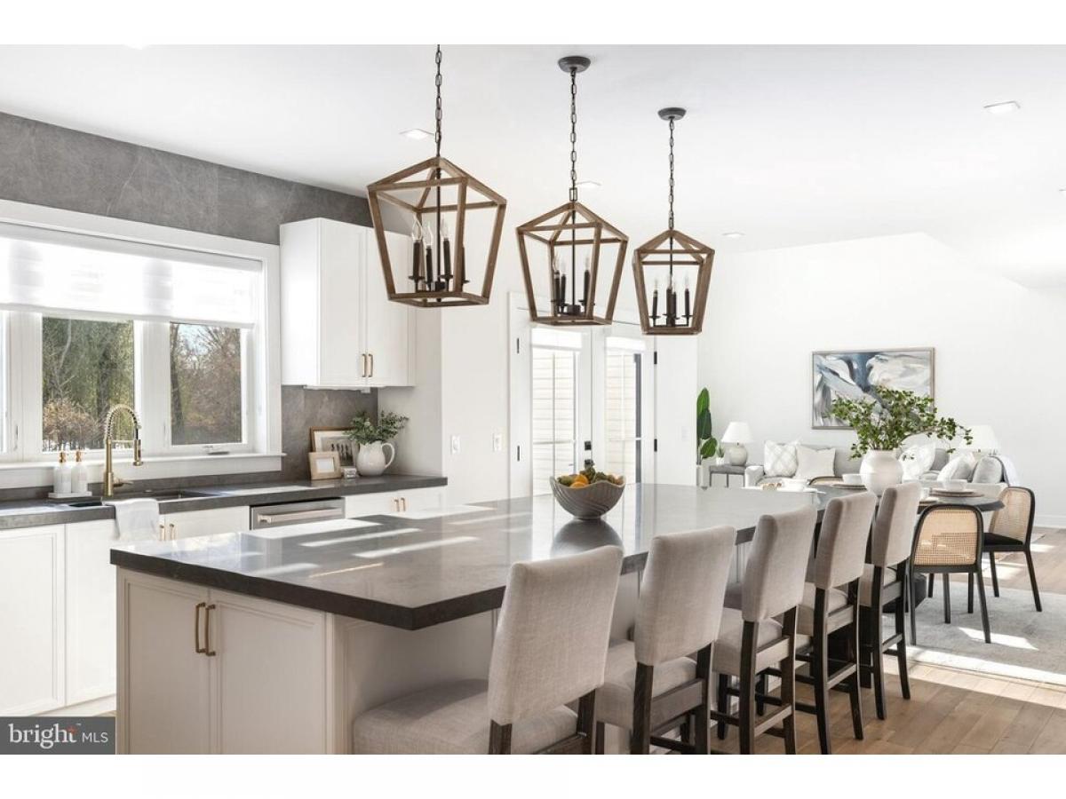 Picture of Home For Sale in Ambler, Pennsylvania, United States