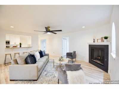 Home For Sale in Kerrville, Texas