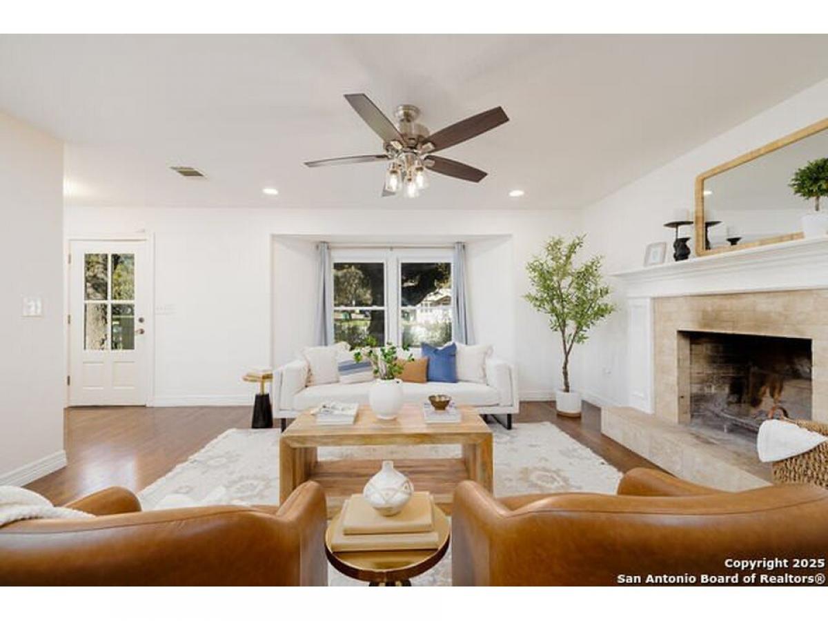 Picture of Home For Sale in Boerne, Texas, United States